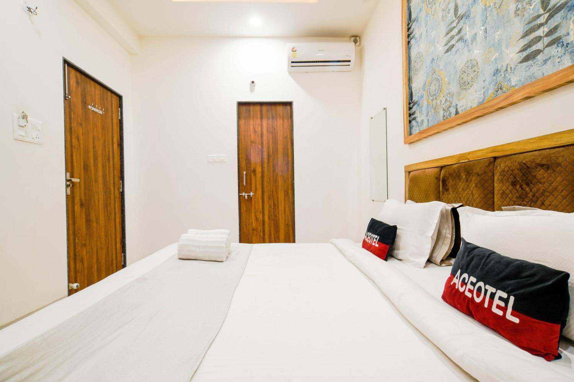 Aceotel Inn Flamingo Indore Exterior foto