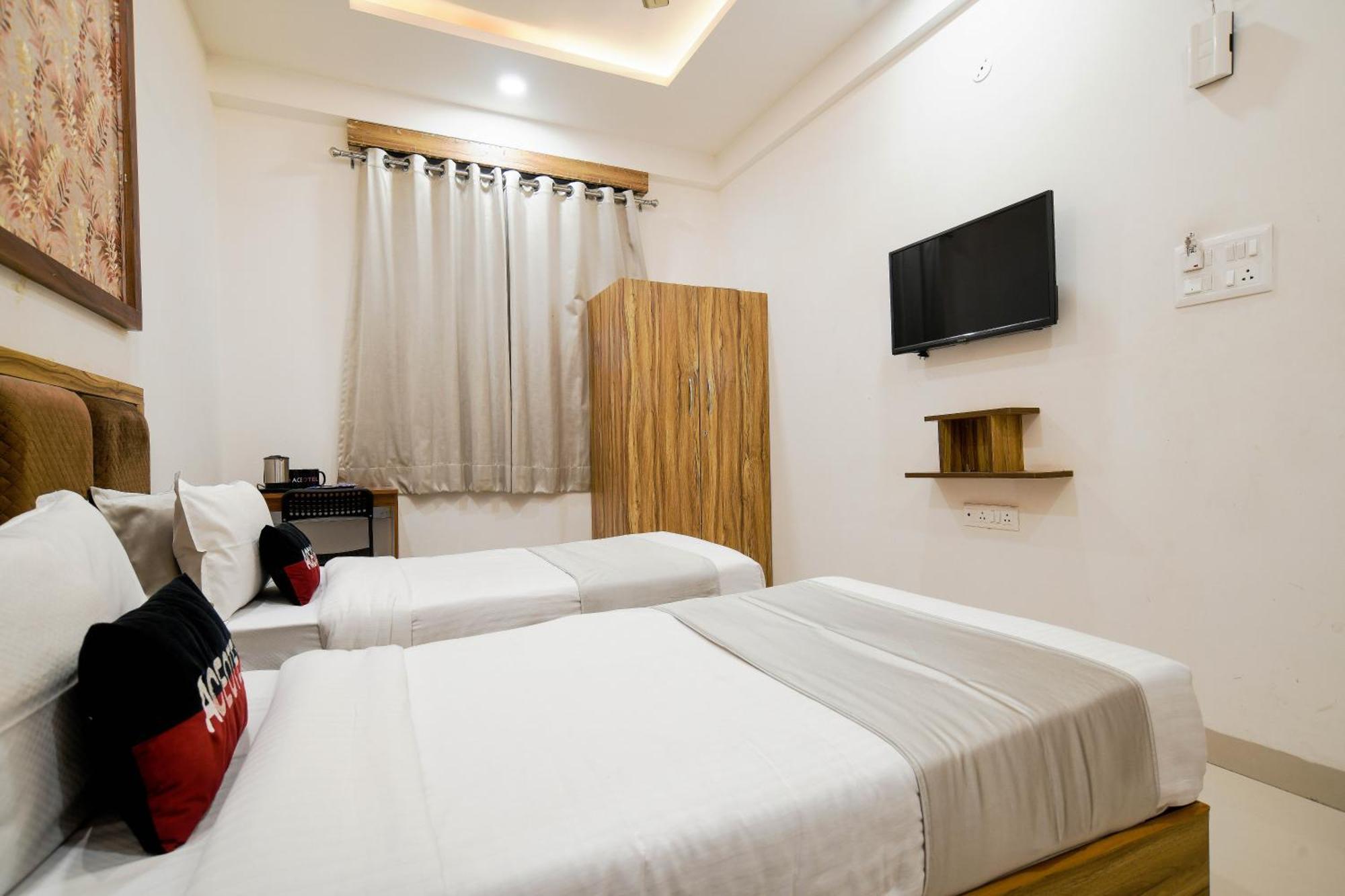 Aceotel Inn Flamingo Indore Exterior foto