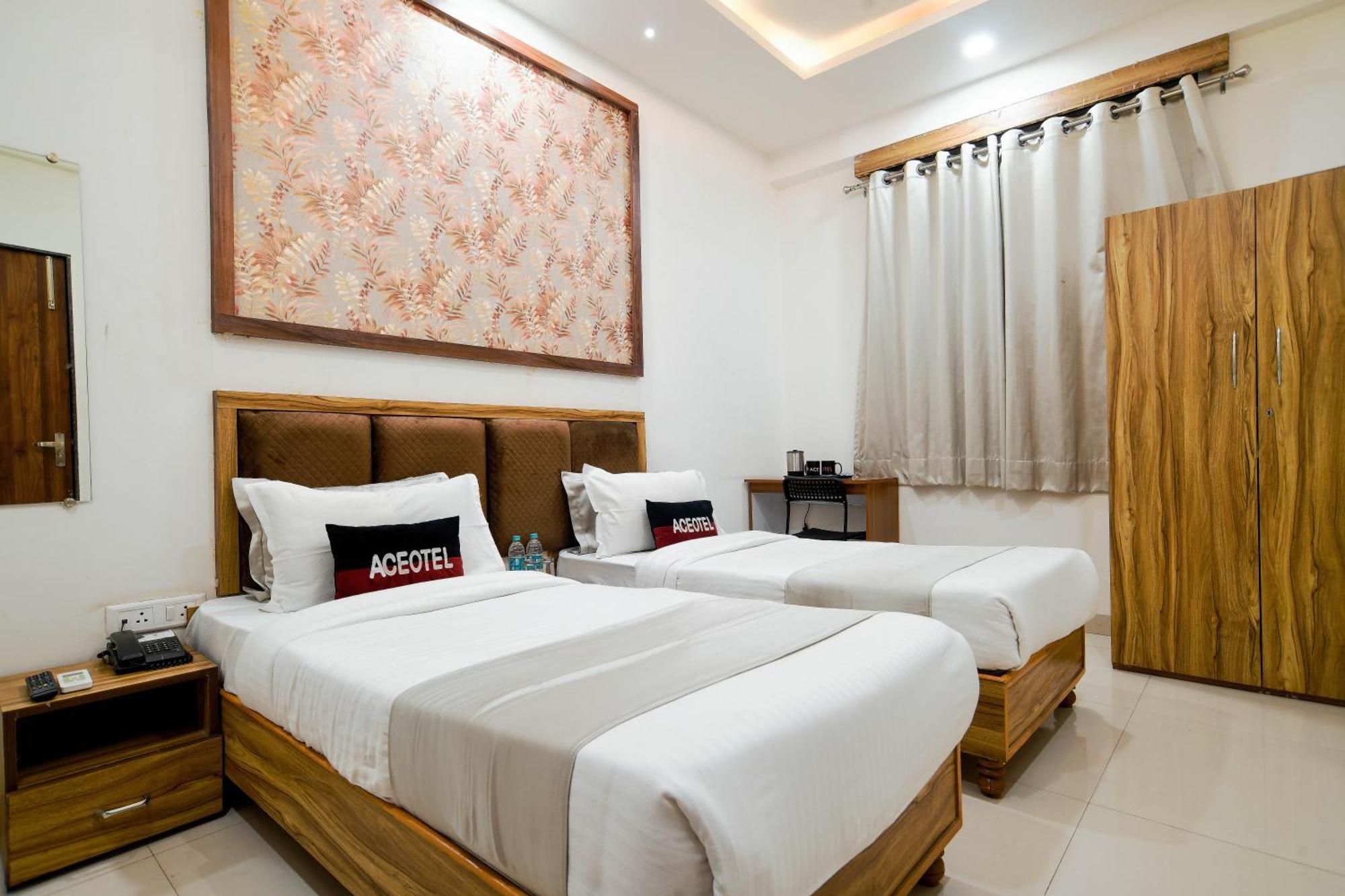Aceotel Inn Flamingo Indore Exterior foto